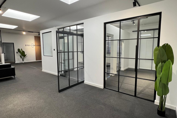 steel-interior-buero-showroom