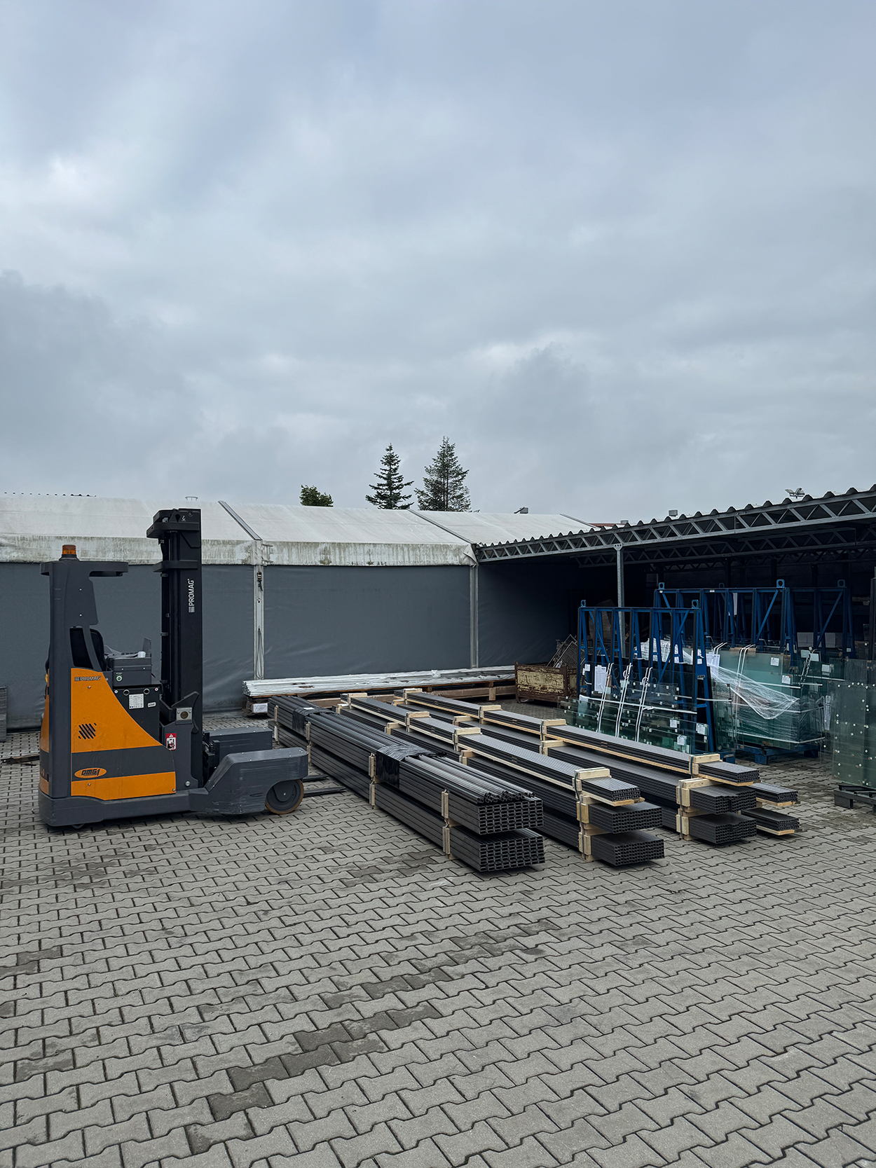 steel-interior-produktion-slider-5